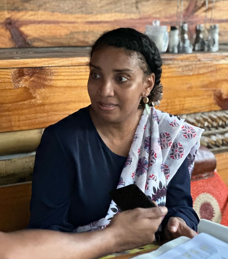 image Interview : Rahma Aboubacar : « L’enjeu, rendre le Shikomori attractif »